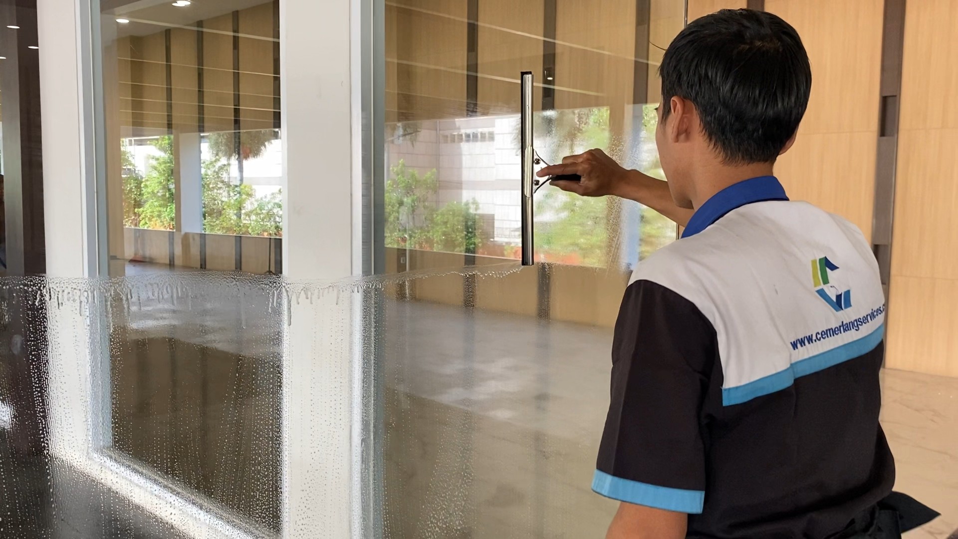 image of movers handling furniture